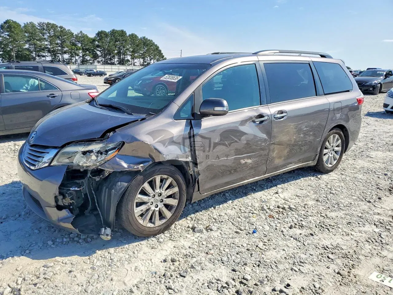 Toyota Sienna 3.5L 6 2016