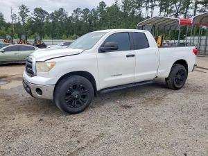 Toyota Tundra 4.6L 8 2011