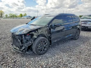 Chrysler Pacifica 3.6L 6 2025