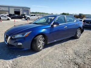 Nissan Altima 2.5L 4 2020