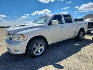 Dodge RAM 5.7L 8 2011