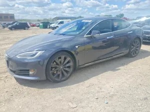 Tesla Model S 2016
