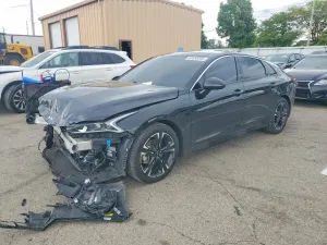 Kia K5 1.6L 4 2023