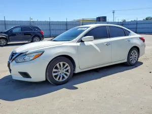 Nissan Altima 2.5L 4 2017