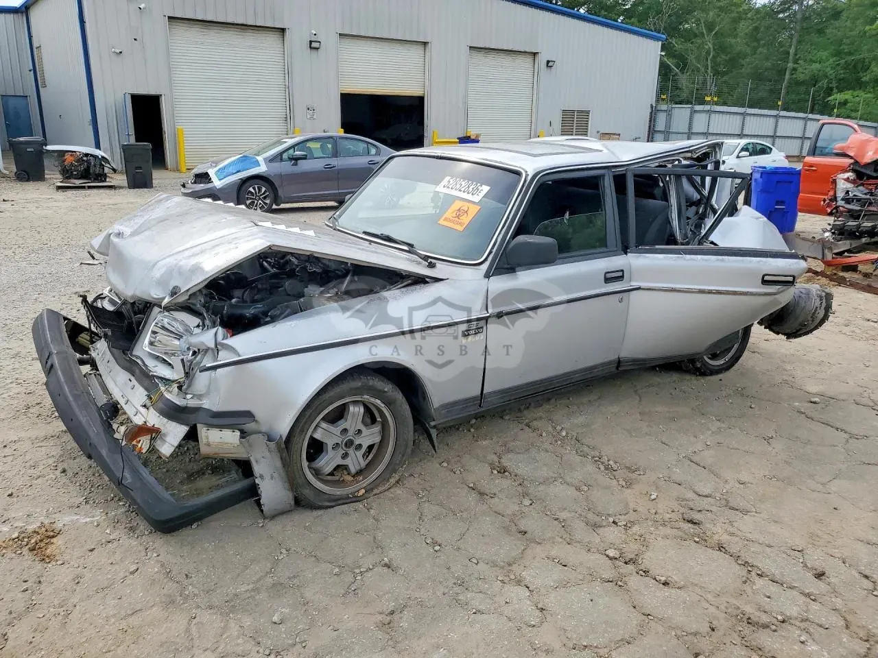 Volvo 240 2.3L 4 1990