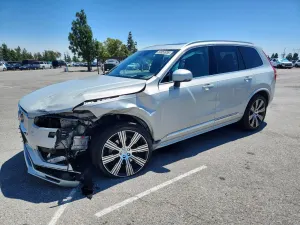 Volvo XC90 2.0L 4 2021