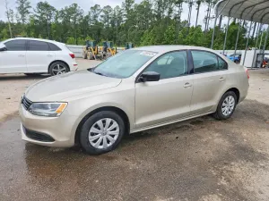 Volkswagen Jetta 2.0L 4 2014