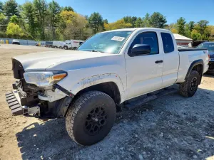 Toyota Tacoma 2.7L 4 2020
