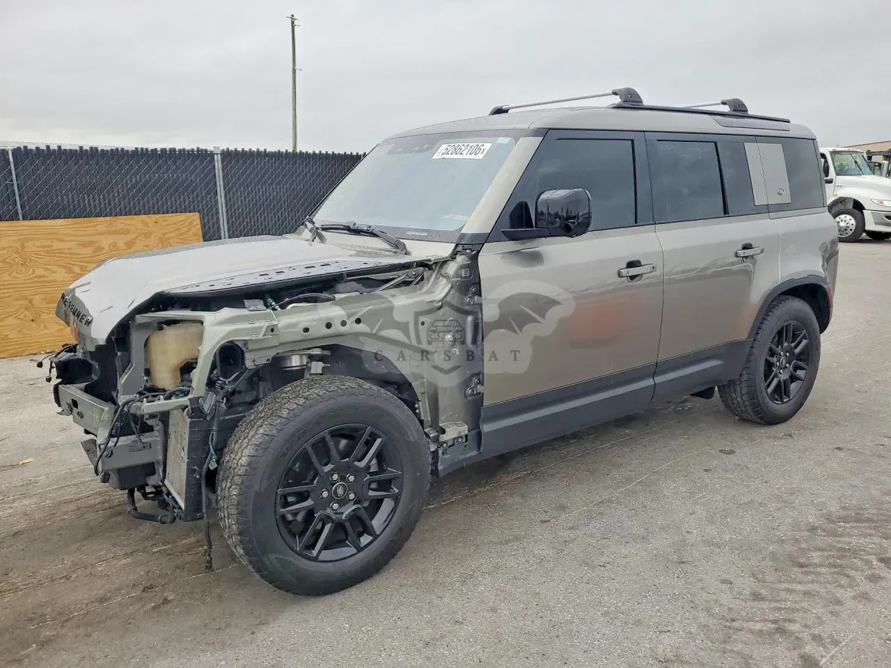 Land Rover Defender 2.0L 4 2022