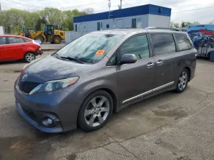 Toyota Sienna 3.5L 6 2013