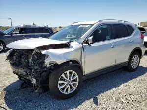 Nissan Rogue 2.5L 4 2020