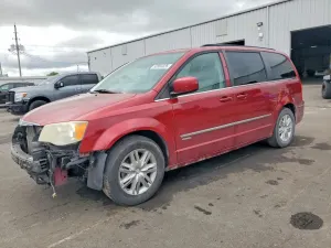 Chrysler Town & Country 3.8L 6 2010