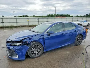 Toyota Camry 2.5L 4 2023
