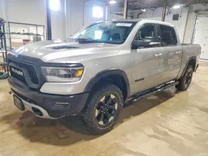 RAM 1500 5.7L 8 2019