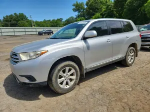 Toyota Highlander 2.7L 4 2013