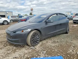 Tesla Model 3 2024