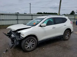 Nissan Rogue 2.5L 4 2015