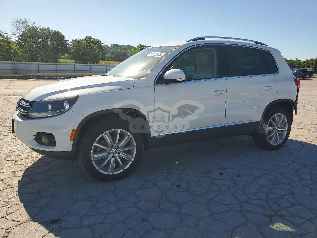 Volkswagen Tiguan 2.0L 4 2015