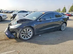 Tesla Model 3 2018