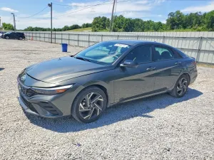 Hyundai Elantra 2.0L 4 2025
