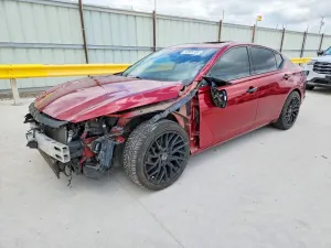 Nissan Altima 2.5L 4 2020