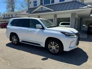 Lexus LX 5.7L 8 2018