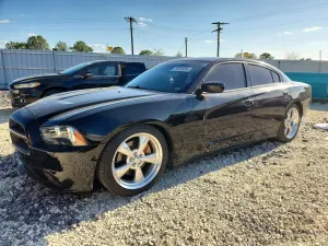 Dodge Charger 5.7L 8 2013