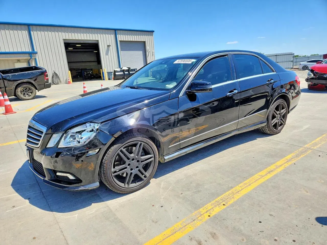 Mercedes-Benz E 5.5L 8 2010