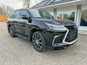 Lexus LX 5.7L 8 2018