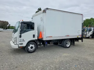 Isuzu NPR 5.2L 4 2015