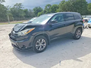 Toyota Highlander 3.5L 6 2015