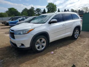 Toyota Highlander 3.5L 6 2016