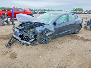 Tesla Model 3 2025