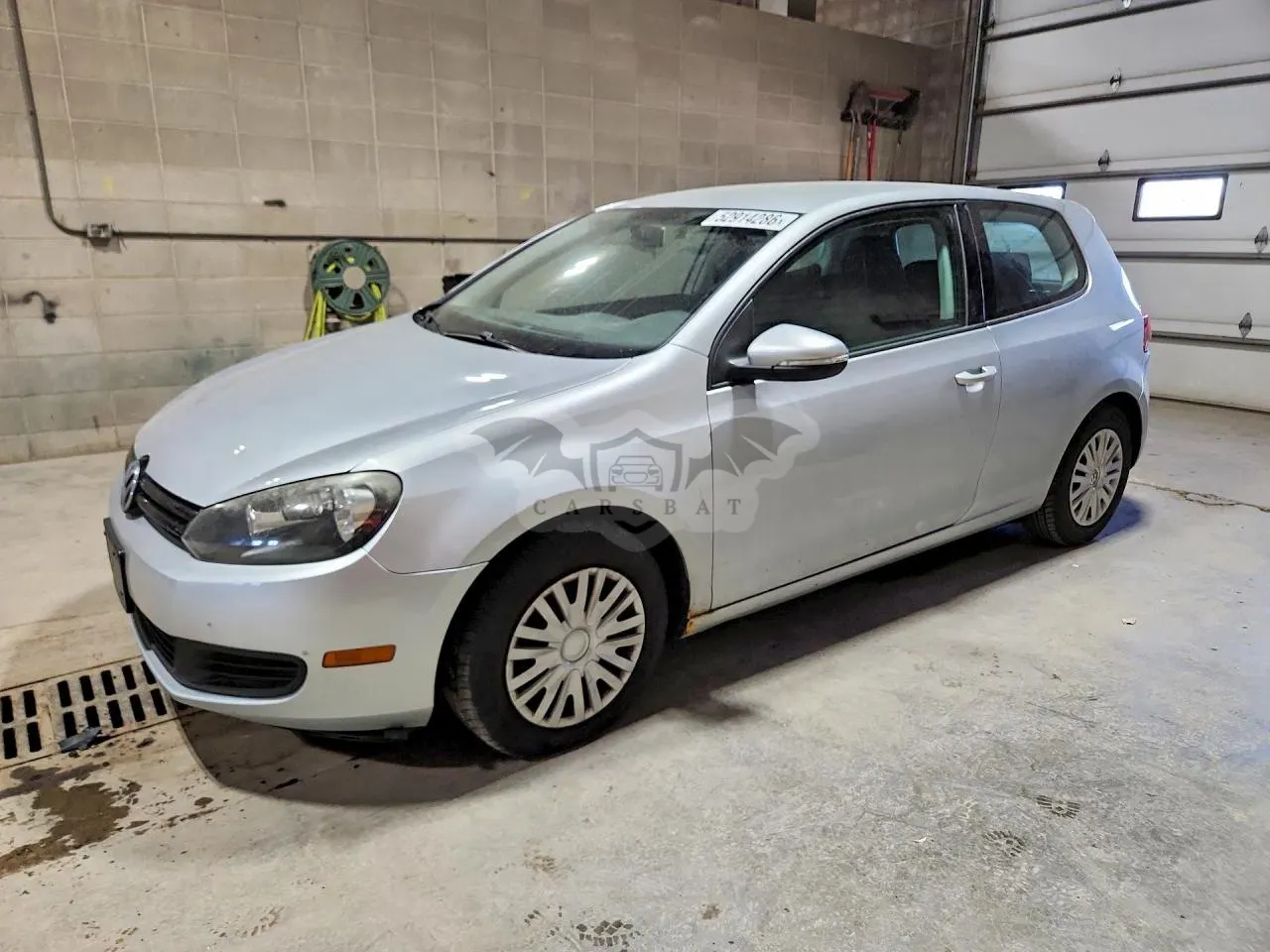 Volkswagen Golf 2.5L 5 2012