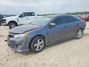 Toyota Camry 2.5L 4 2014
