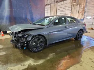 Hyundai Elantra 2.0L 4 2026