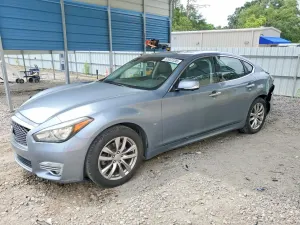 Infiniti Q70 3.7L 6 2017