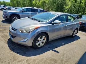 Hyundai Elantra 1.8L 4 2013
