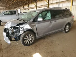 Toyota Sienna 3.5L 6 2013