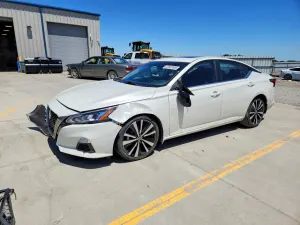 Nissan Altima 2.5L 4 2019