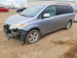 Toyota Sienna 3.5L 6 2011