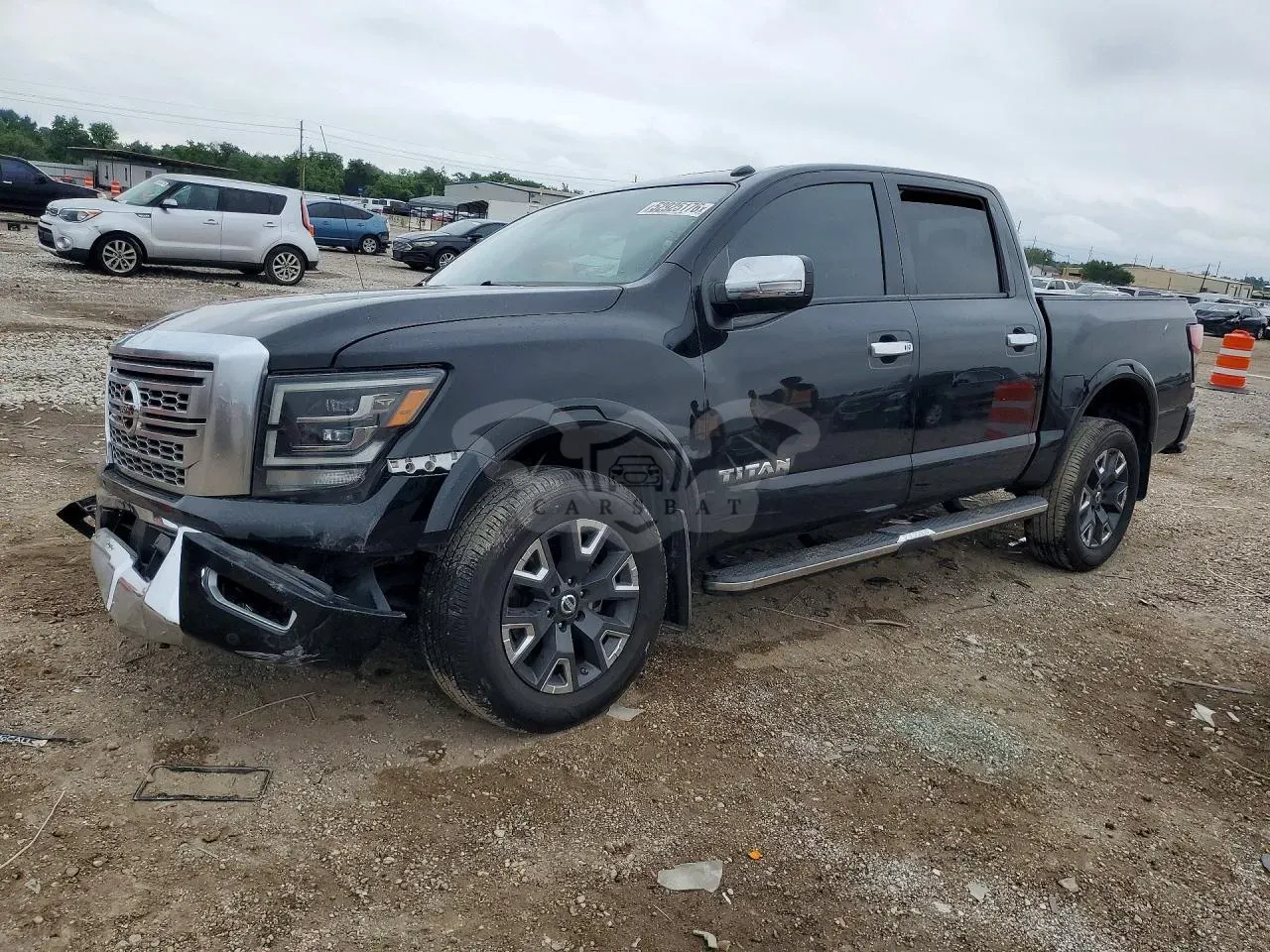 Nissan Titan 5.6L 8 2021