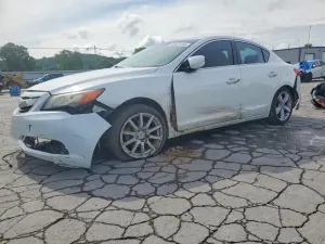Acura ILX 2.0L 4 2013