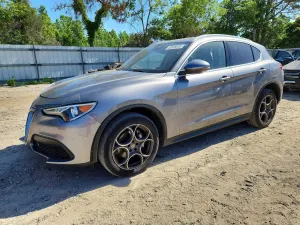 Alfa Romeo Stelvio 2.0L 4 2018