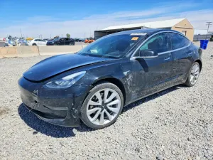Tesla Model 3 2018