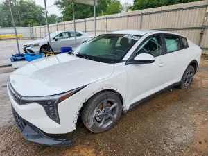 Kia K4 2.0L 4 2025