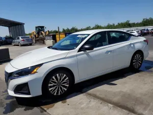 Nissan Altima 2.5L 4 2025