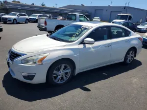 Nissan Altima 2.5L 4 2015