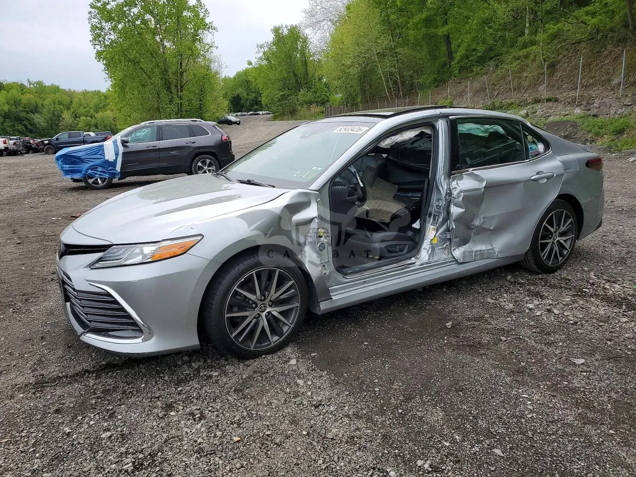 Toyota Camry 2.5L 4 2022