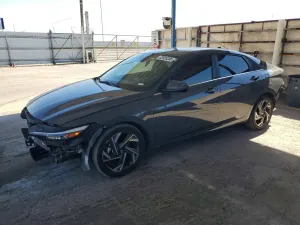 Hyundai Elantra 2.0L 4 2024